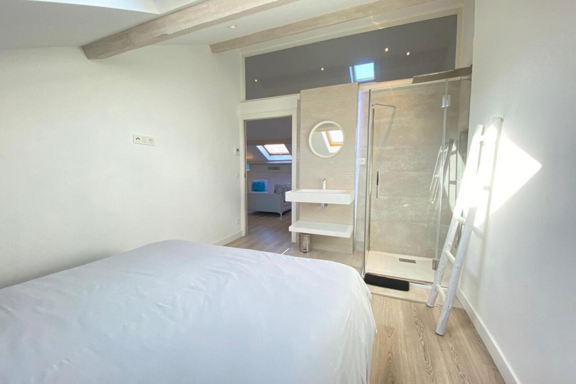 Modern & Bright 4-Room Apartment In Cannes Banane Exterior photo